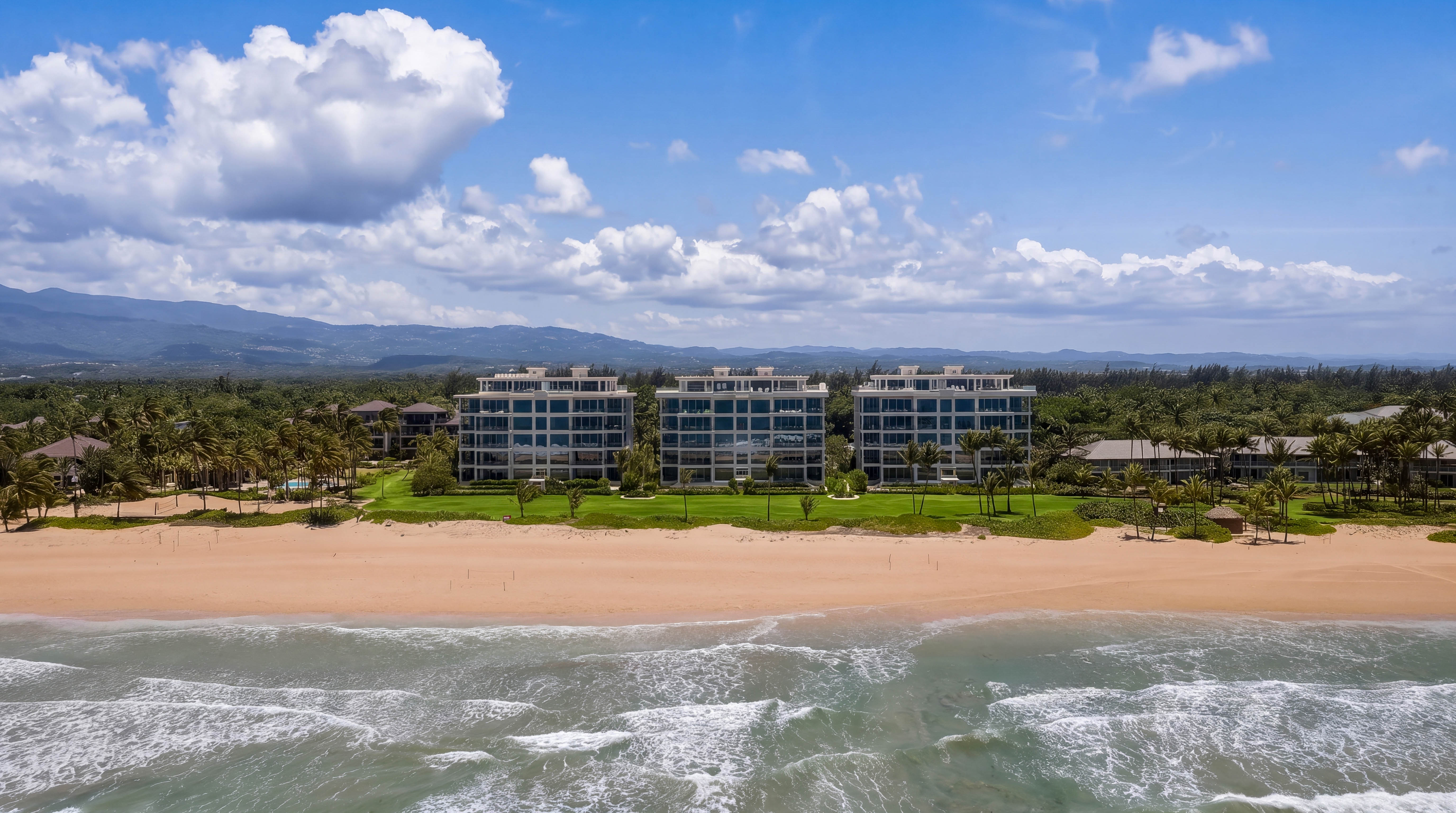  Beachfront Living at Four Seasons Resort and Residences - 物件實景