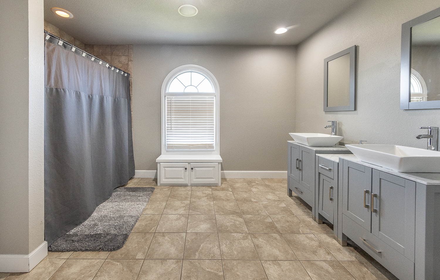 Lubbock, Texas, 79424, United States, 4 Bedrooms Bedrooms, ,4 BathroomsBathrooms,Residential,For Sale,1901178