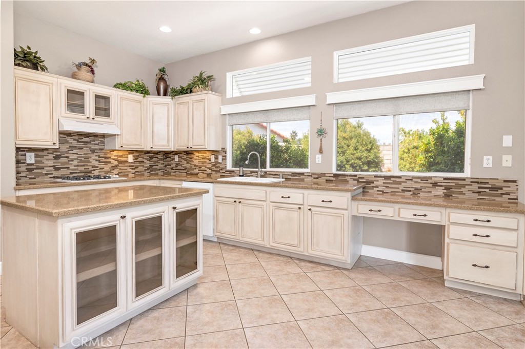 Hemet, California, 92545, United States, 3 Bedrooms Bedrooms, ,3 BathroomsBathrooms,Residential,For Sale,1944872