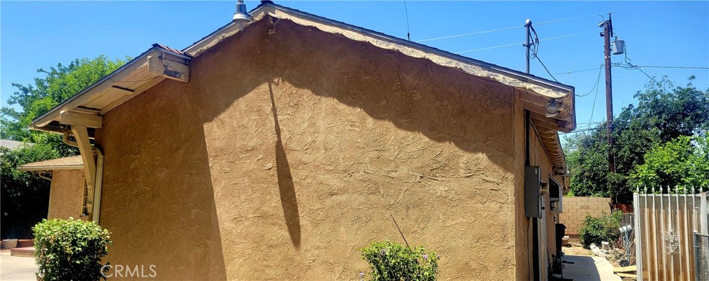 San Bernardino, California, 92410, United States, 3 Bedrooms Bedrooms, ,2 BathroomsBathrooms,Residential,For Sale,1978840