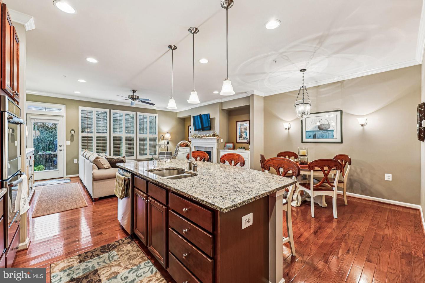 Frederick, Maryland, 21701, United States, 3 Bedrooms Bedrooms, ,4 BathroomsBathrooms,Residential,For Sale,1986533