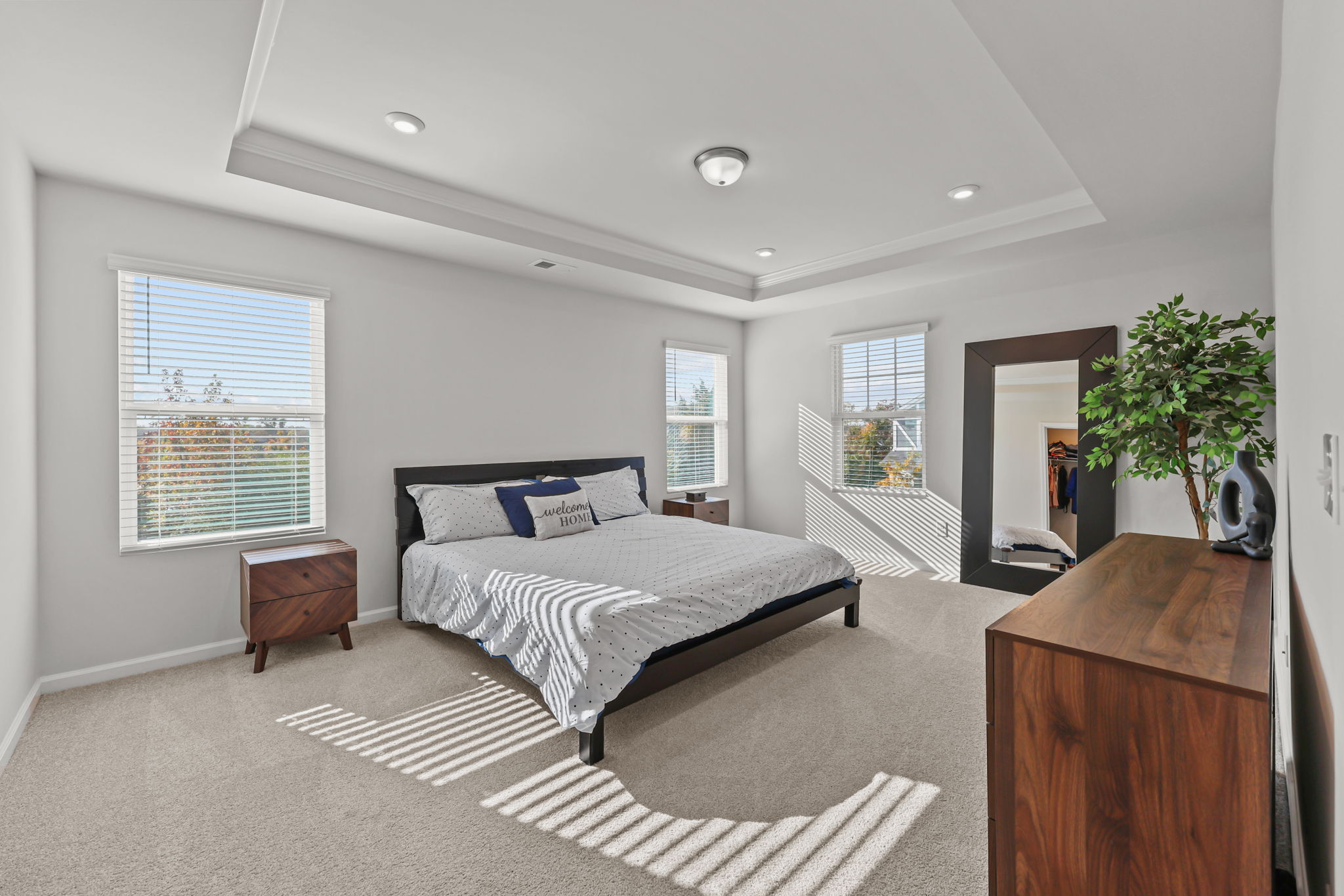 Charlotte, North Carolina, 28269, United States, 5 Bedrooms Bedrooms, ,3 BathroomsBathrooms,Residential,For Sale,1993856