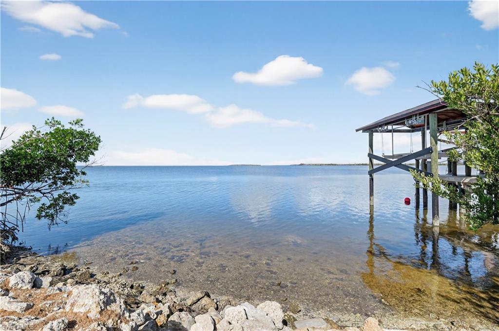 St. James City, Florida, 33956, United States, 5 Bedrooms Bedrooms, ,4 BathroomsBathrooms,Residential,For Sale,2000786