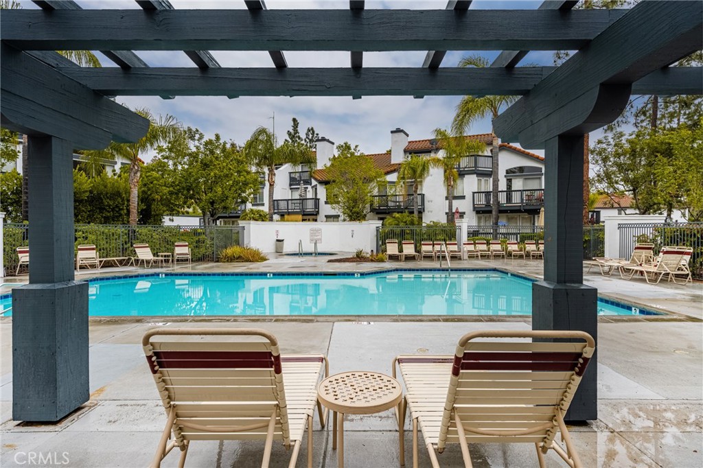 Rancho Santa Margarita, California, 92688, United States, 2 Bedrooms Bedrooms, ,1 BathroomBathrooms,Residential,For Sale,1819932