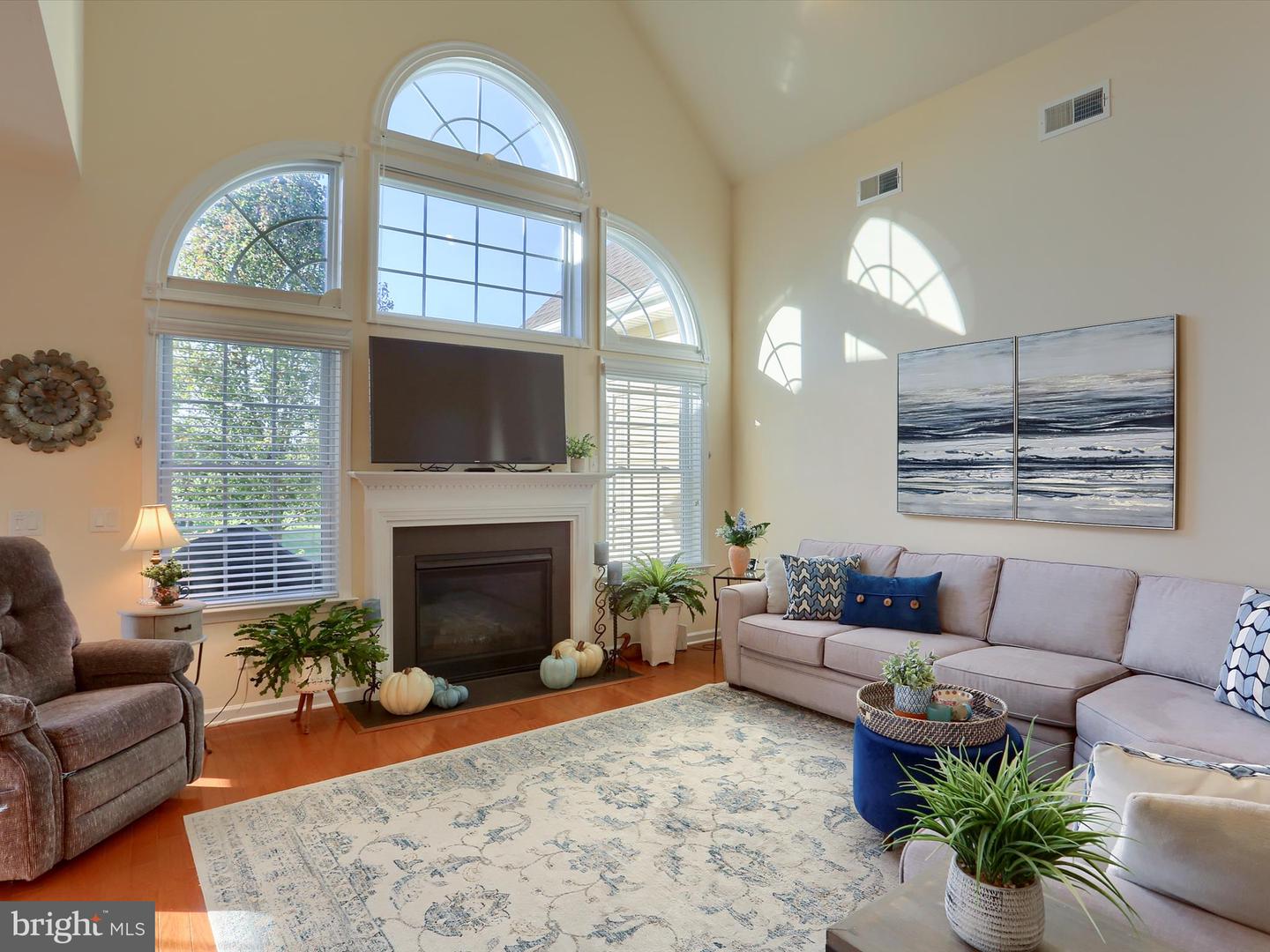 Mechanicsburg, Pennsylvania, 17050, United States, 2 Bedrooms Bedrooms, ,2 BathroomsBathrooms,Residential,For Sale,1984849