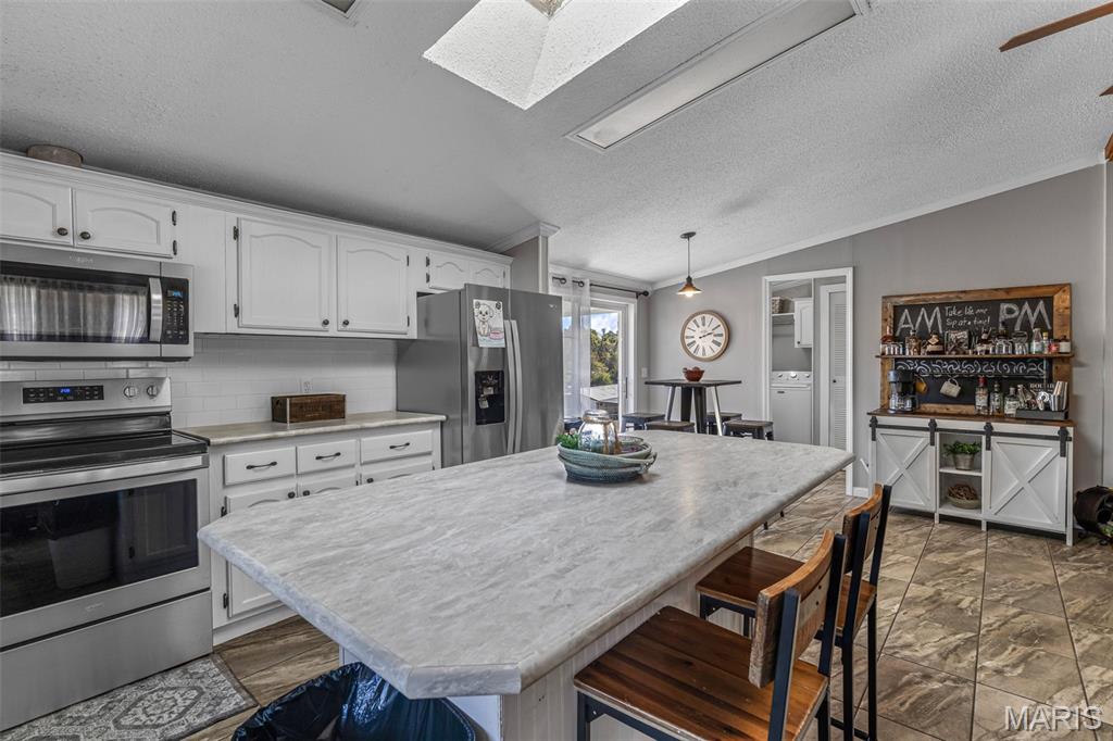 Park Hills, Missouri, 63601, United States, 3 Bedrooms Bedrooms, ,2 BathroomsBathrooms,Residential,For Sale,1967029