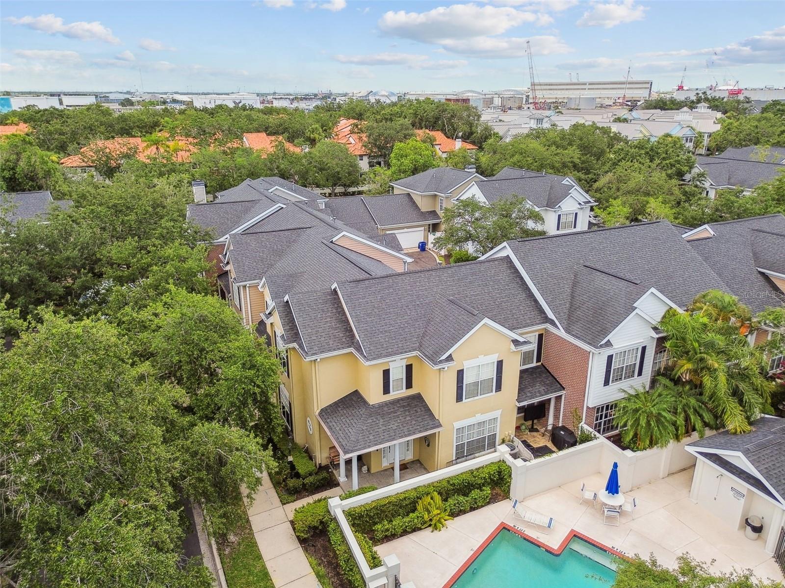 Tampa, Florida, 33602, United States, 4 Bedrooms Bedrooms, ,4 BathroomsBathrooms,Residential,For Sale,1976189