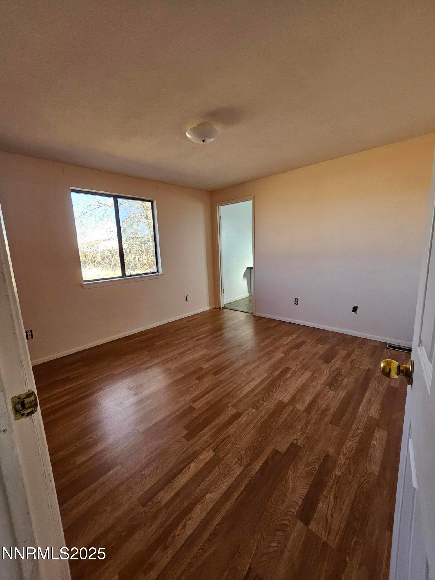 Gardnerville, Nevada, 89460, United States, 3 Bedrooms Bedrooms, ,3 BathroomsBathrooms,Residential,For Sale,1987753