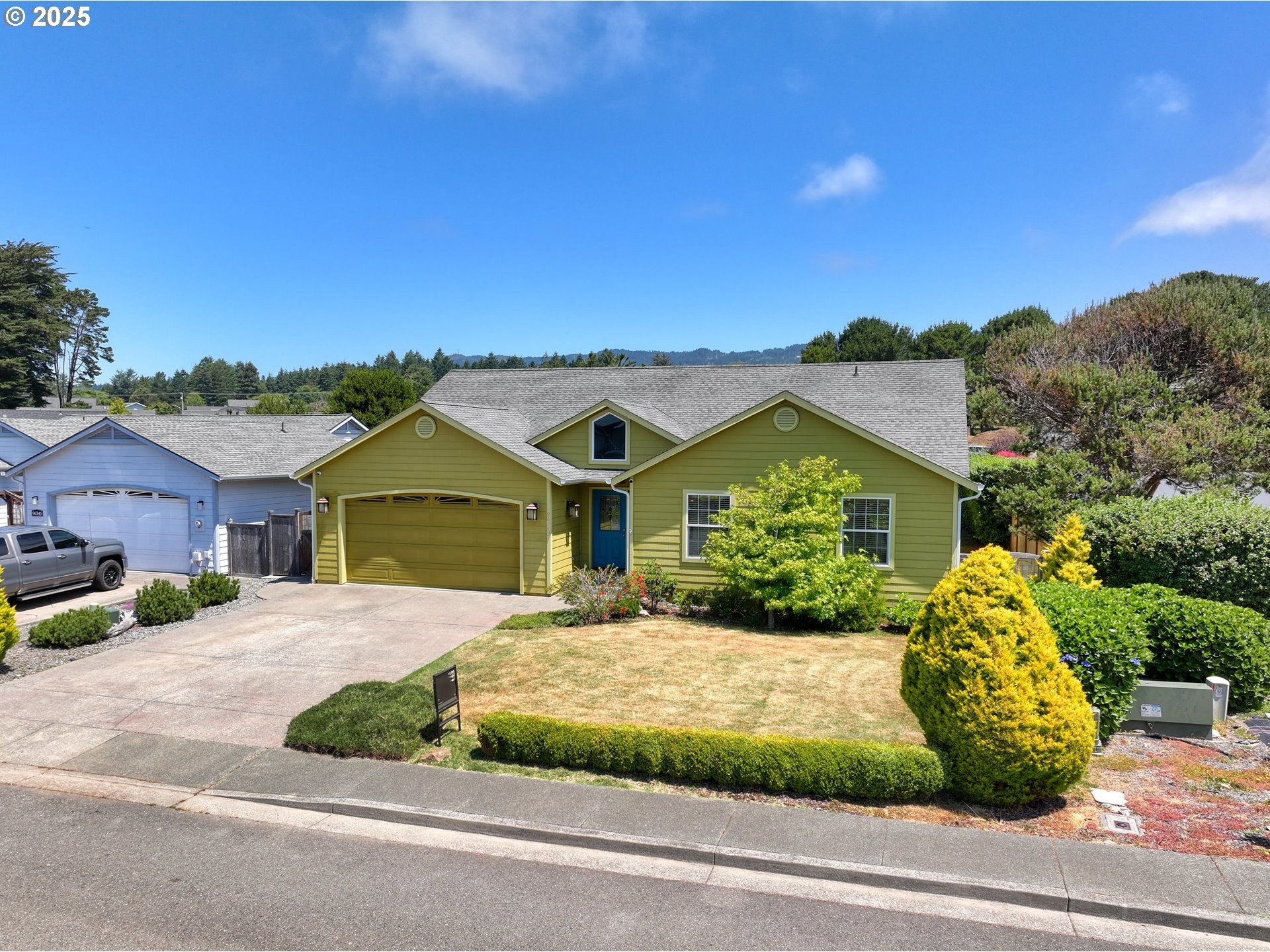 Brookings, Oregon, 97415, United States, 3 Bedrooms Bedrooms, ,2 BathroomsBathrooms,Residential,For Sale,1974260