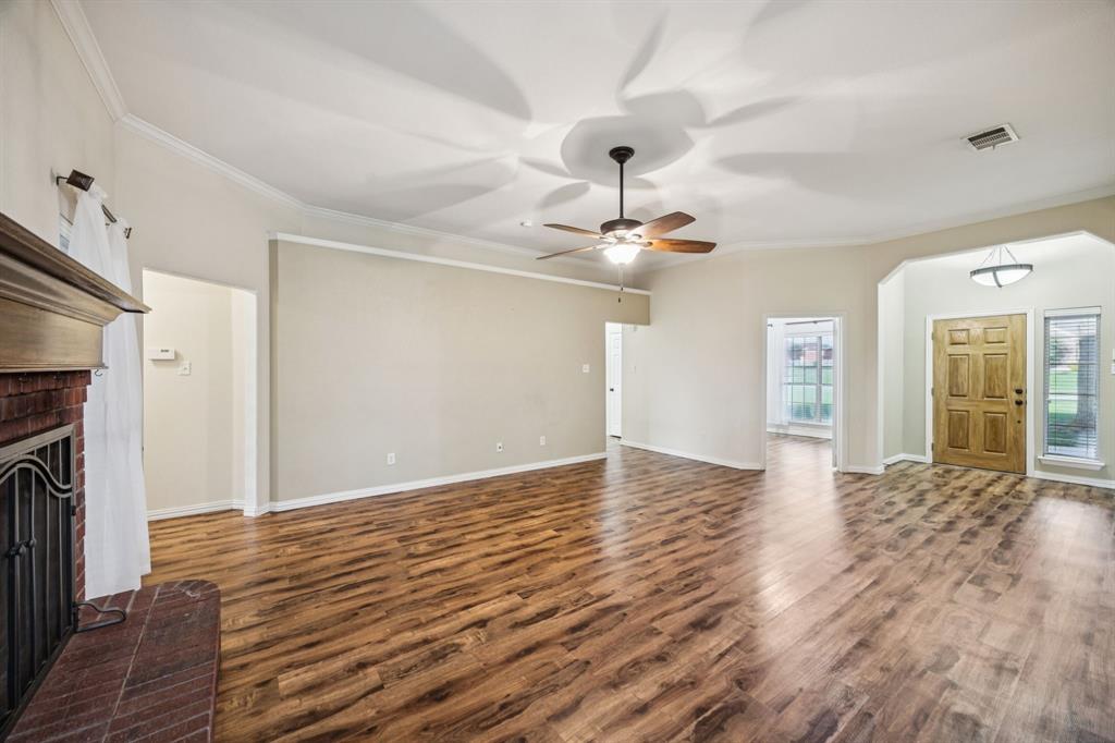 Lavon, Texas, 75166, United States, 4 Bedrooms Bedrooms, ,2 BathroomsBathrooms,Residential,For Sale,1865641