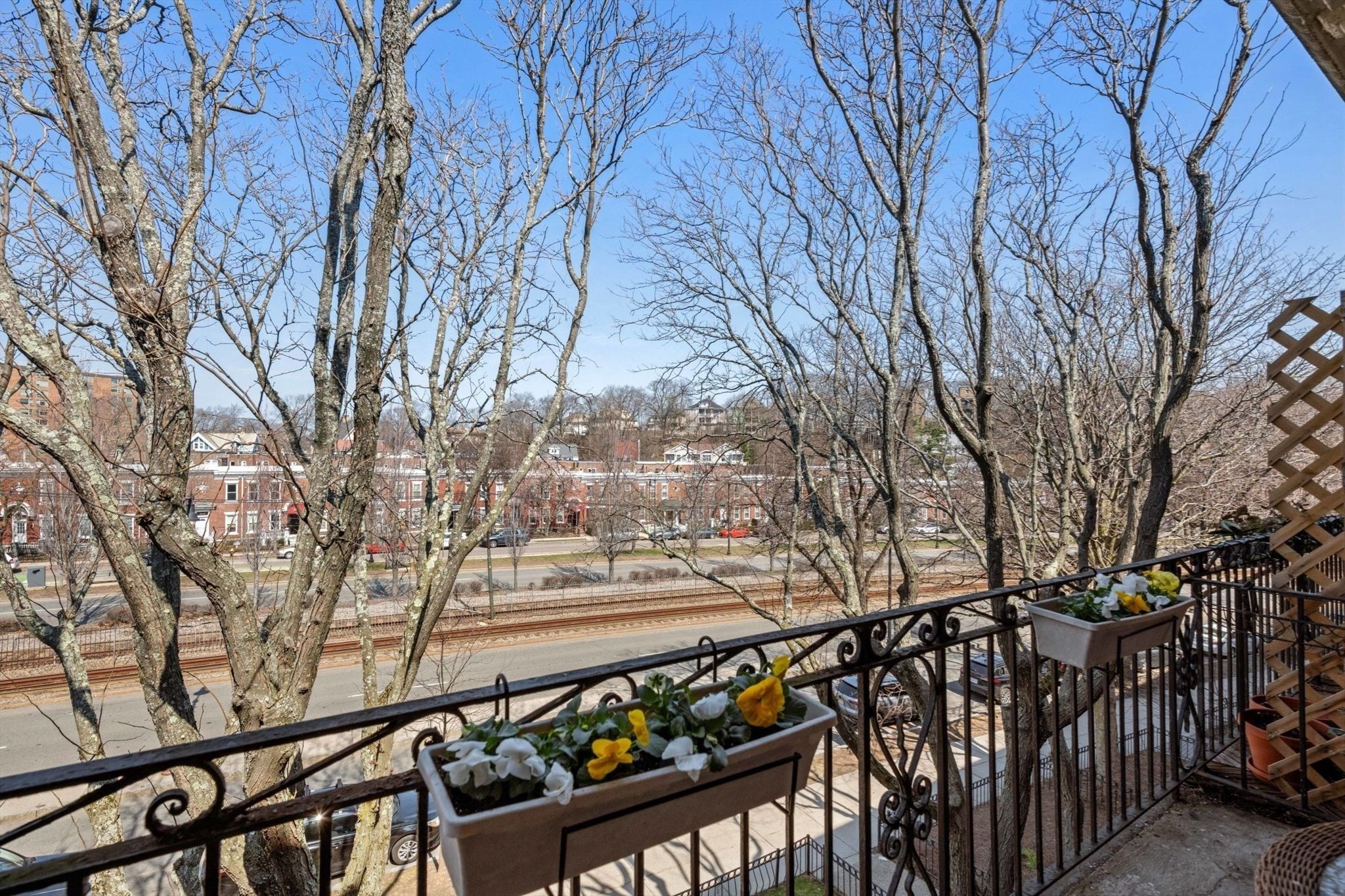  1758 Commonwealth Avenue, Unit 12, Boston, MA, 02135 - 物件實景