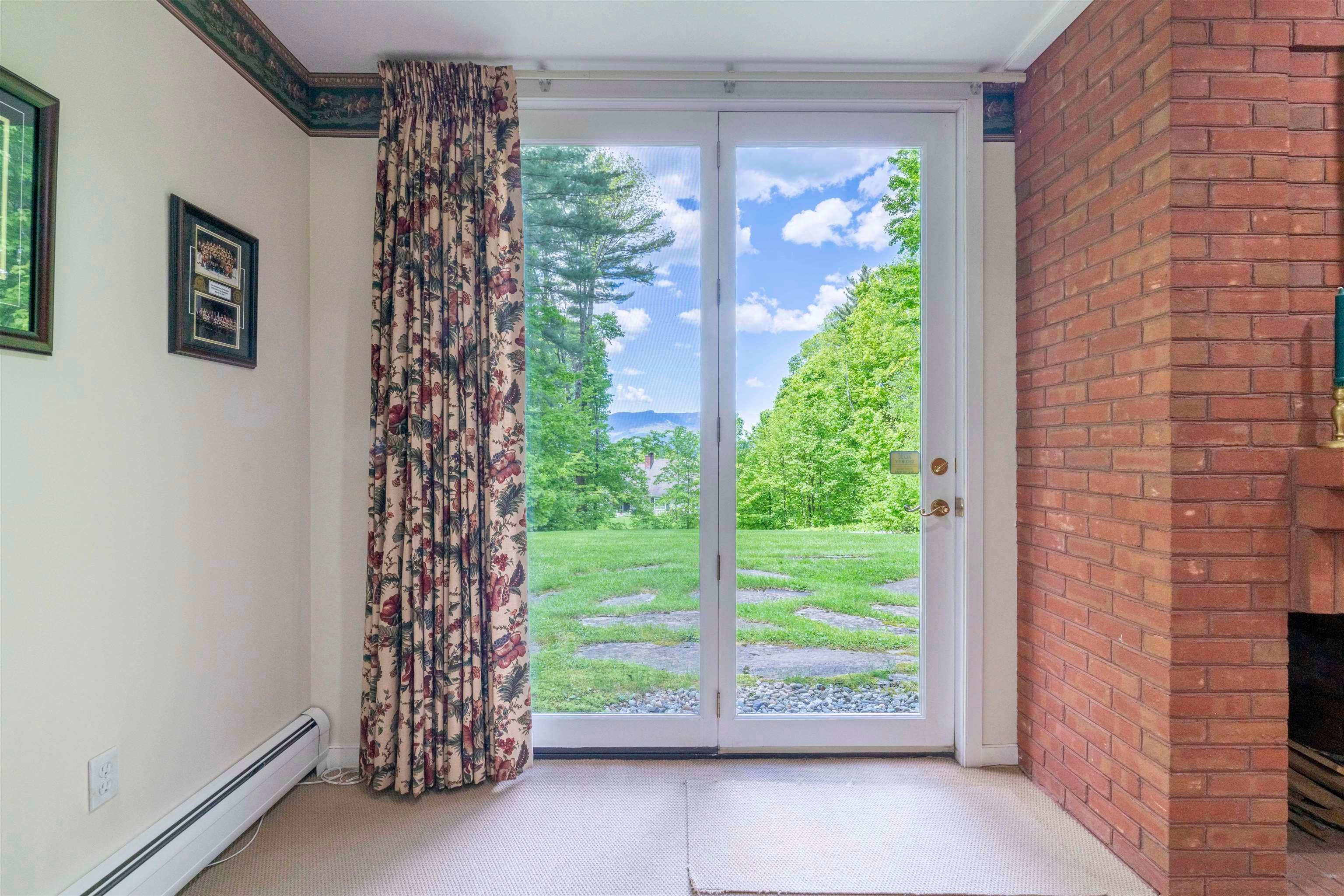 Stowe, Vermont, 05672, United States, 4 Bedrooms Bedrooms, ,2 BathroomsBathrooms,Residential,For Sale,1846681