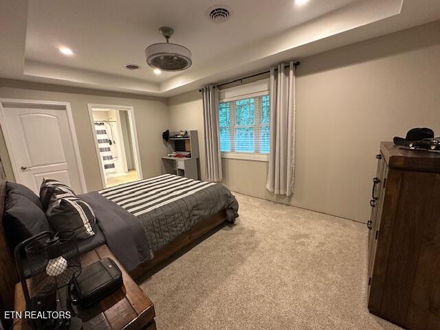 Middlesboro, Kentucky, 40965, United States, 5 Bedrooms Bedrooms, ,4 BathroomsBathrooms,Residential,For Sale,1915642