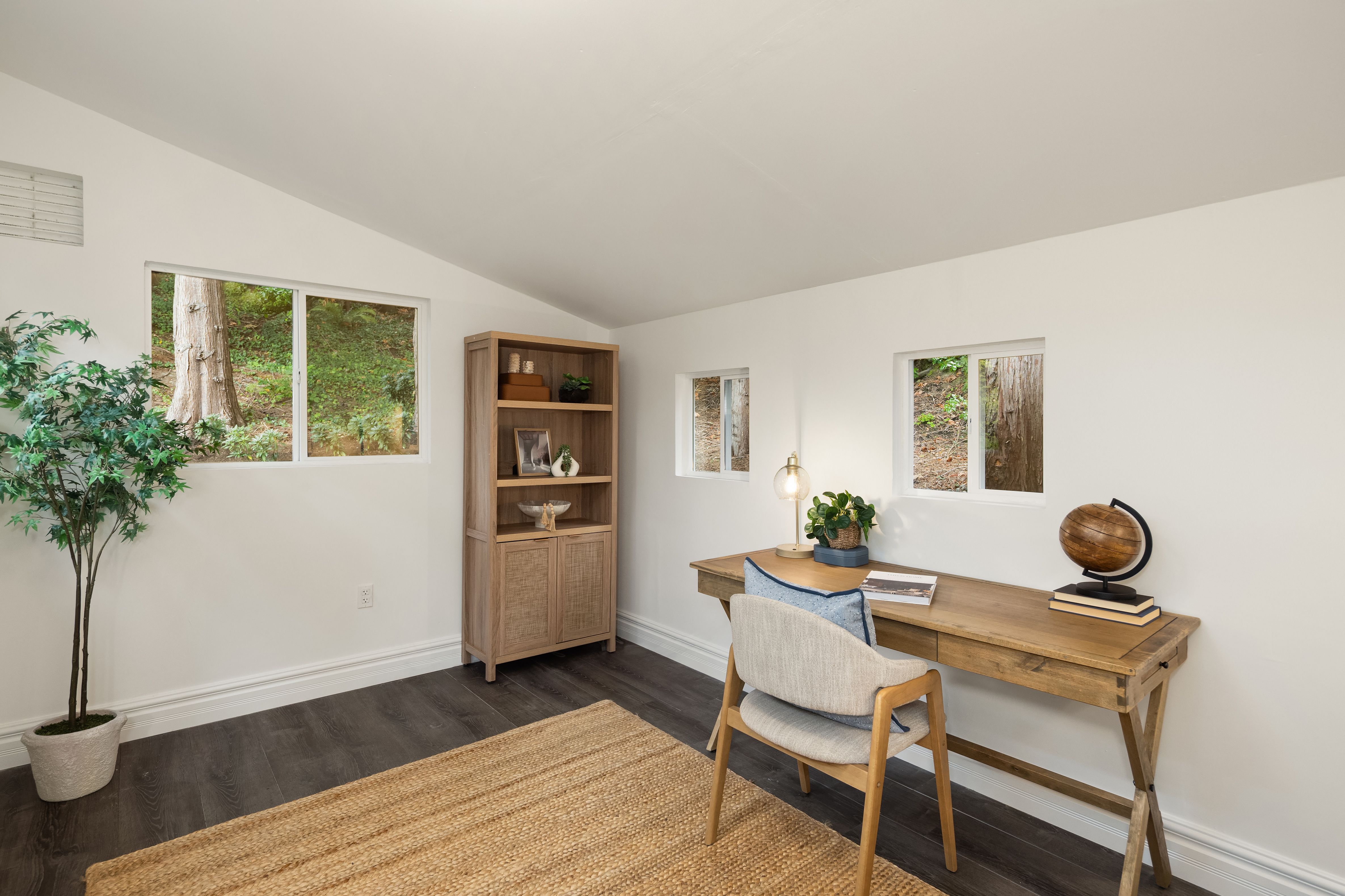  4057 96th Ave SE, Mercer Island, WA 98040 - 物件實景