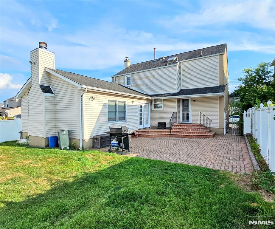 North Arlington, New Jersey, 07071, United States, 3 Bedrooms Bedrooms, ,2 BathroomsBathrooms,Residential,For Sale,1977876