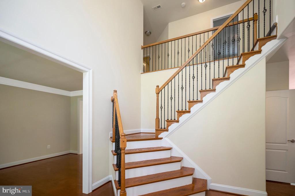 Stafford, Virginia, 22554, United States, 5 Bedrooms Bedrooms, ,5 BathroomsBathrooms,Residential,For Sale,2047982