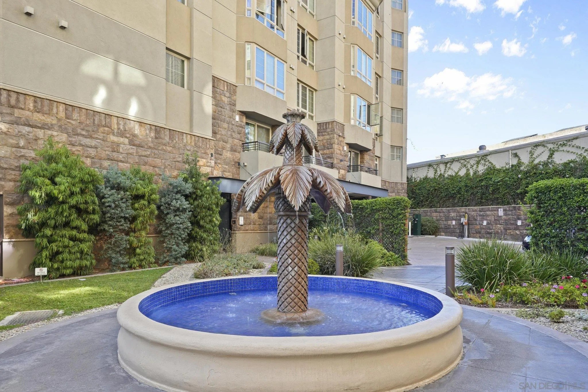 San Diego, California, 92101, United States, 1 Bedroom Bedrooms, ,1 BathroomBathrooms,Residential,For Sale,1951251