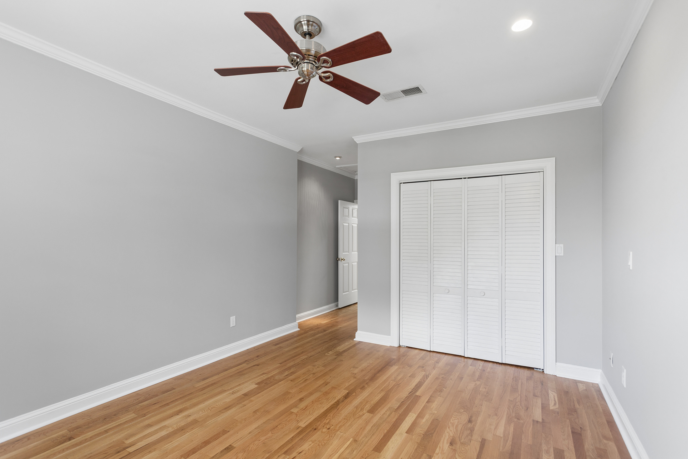  Spacious Midtown Condo with a Rooftop Patio, Storage Unit, and Bonus Room - 物件實景