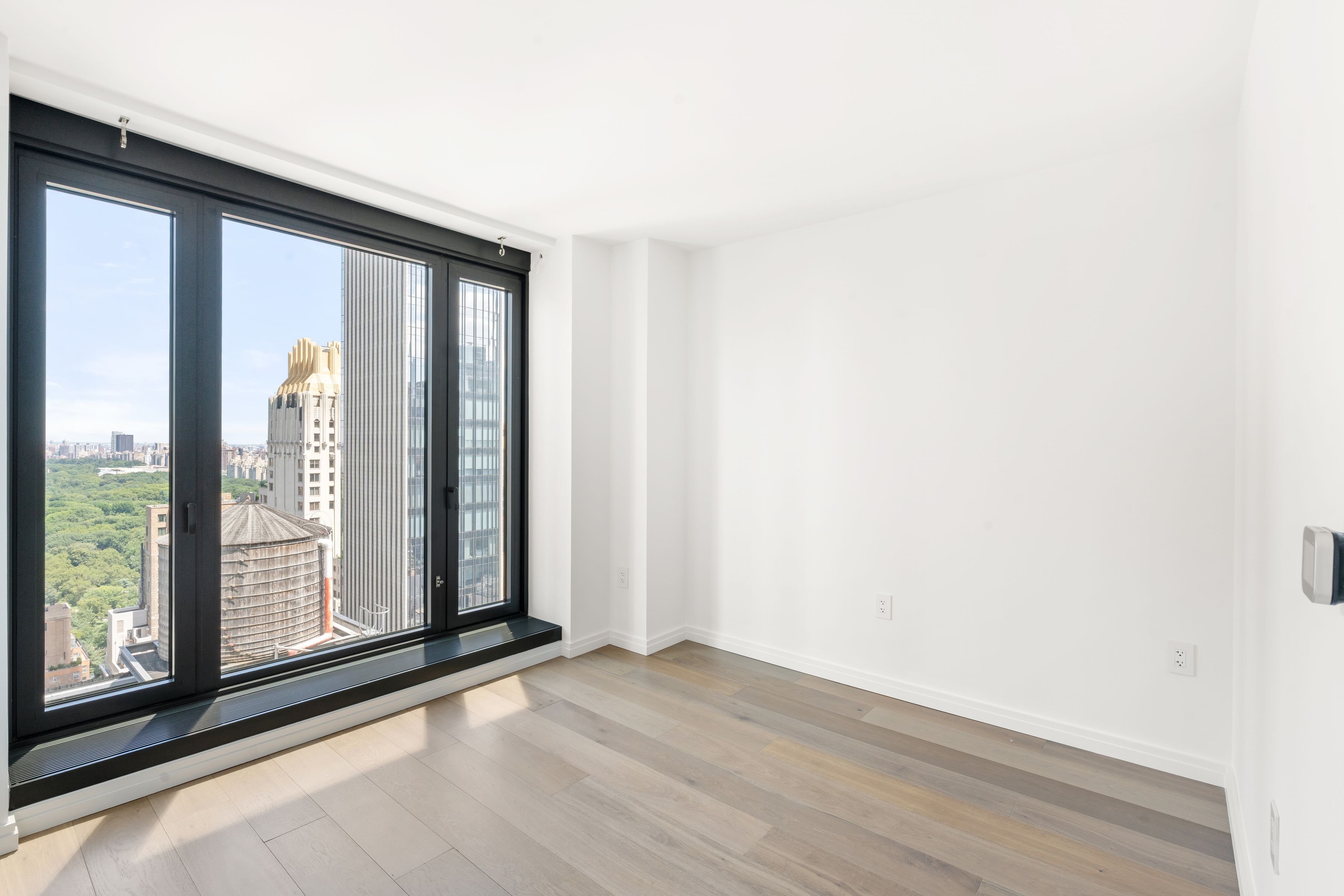  111 West 56th Street - 物件實景