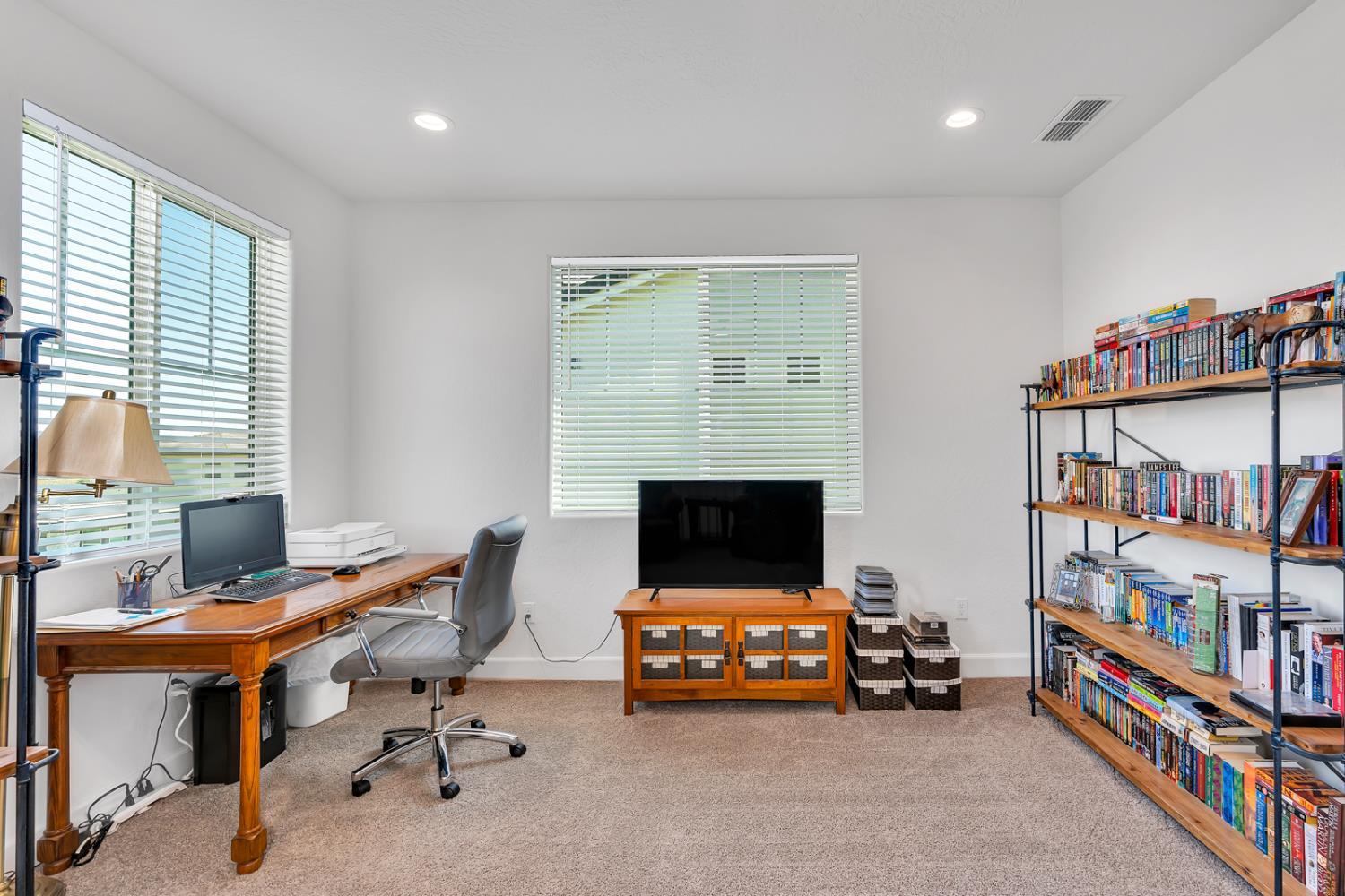 Madera, California, 93636, United States, 4 Bedrooms Bedrooms, ,4 BathroomsBathrooms,Residential,For Sale,1938347