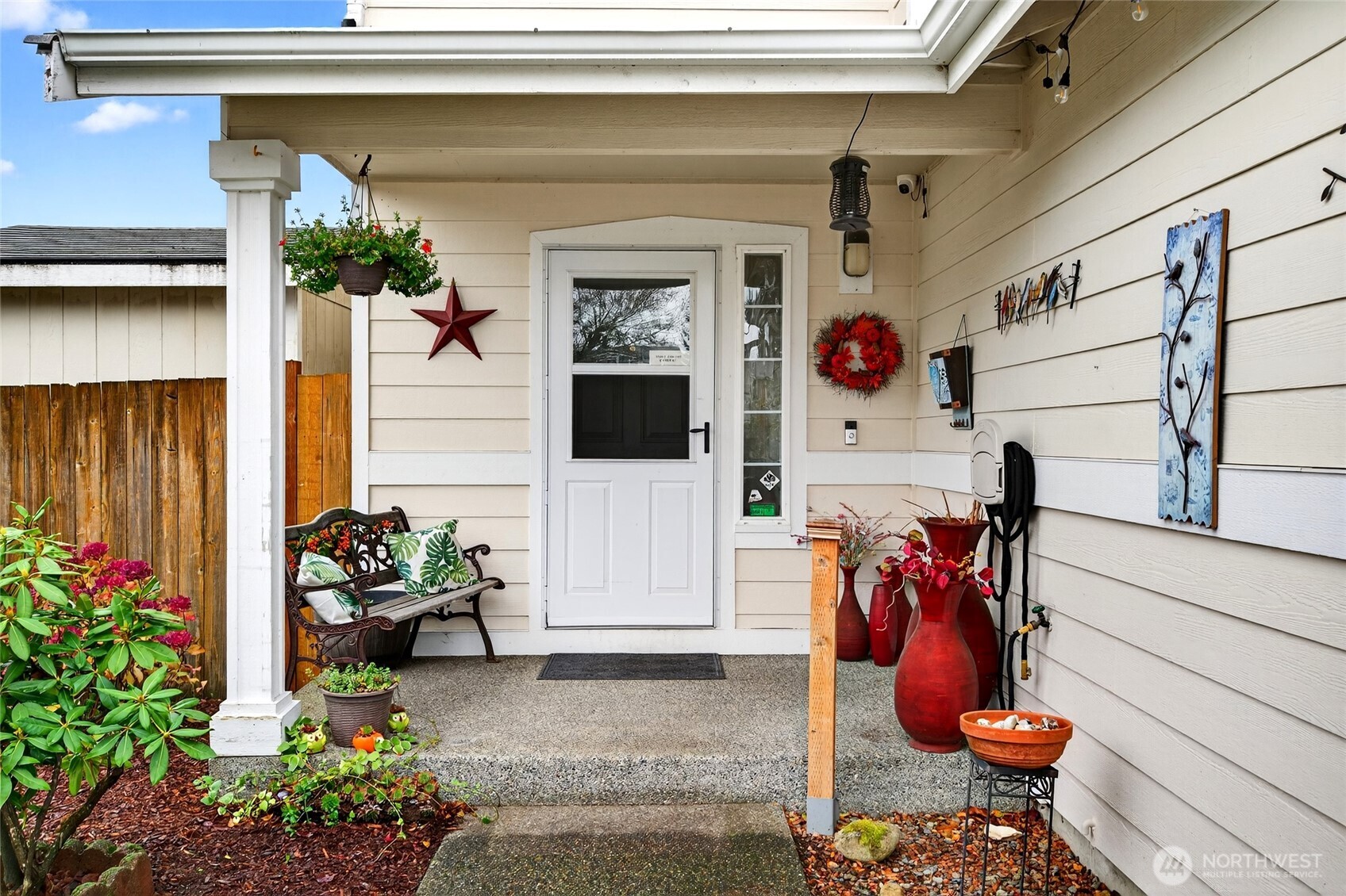 Tacoma, Washington, 98446, United States, 3 Bedrooms Bedrooms, ,3 BathroomsBathrooms,Residential,For Sale,1995150