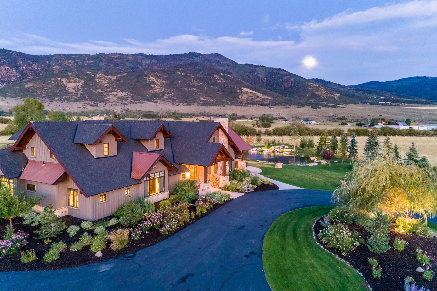  Twilight Moon Ranch on 8 Acres - 物件實景