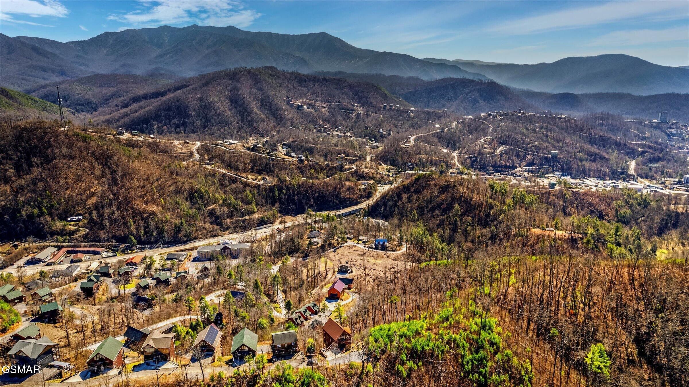 Gatlinburg, Tennessee, 37738, United States, 4 Bedrooms Bedrooms, ,5 BathroomsBathrooms,Residential,For Sale,1914228
