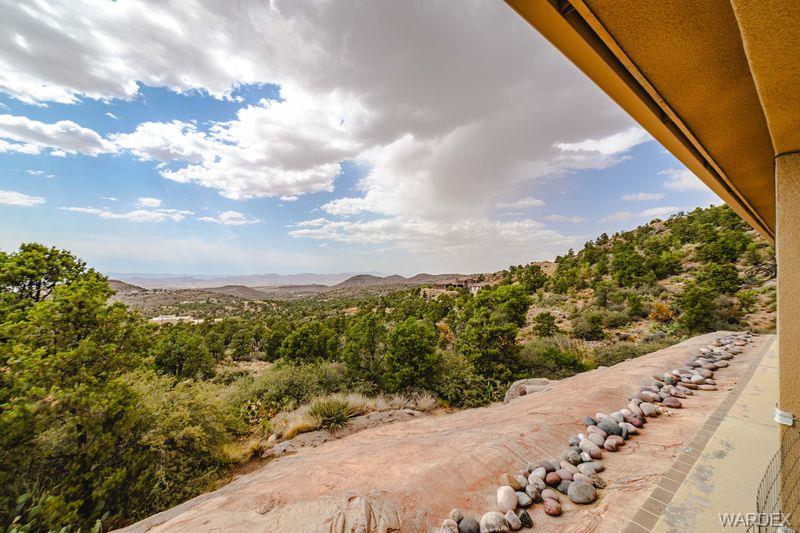 Kingman, Arizona, 86401, United States, 3 Bedrooms Bedrooms, ,2 BathroomsBathrooms,Residential,For Sale,1980873