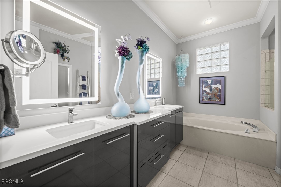 Fort Myers, Florida, 33912, United States, 4 Bedrooms Bedrooms, ,3 BathroomsBathrooms,Residential,For Sale,1986131