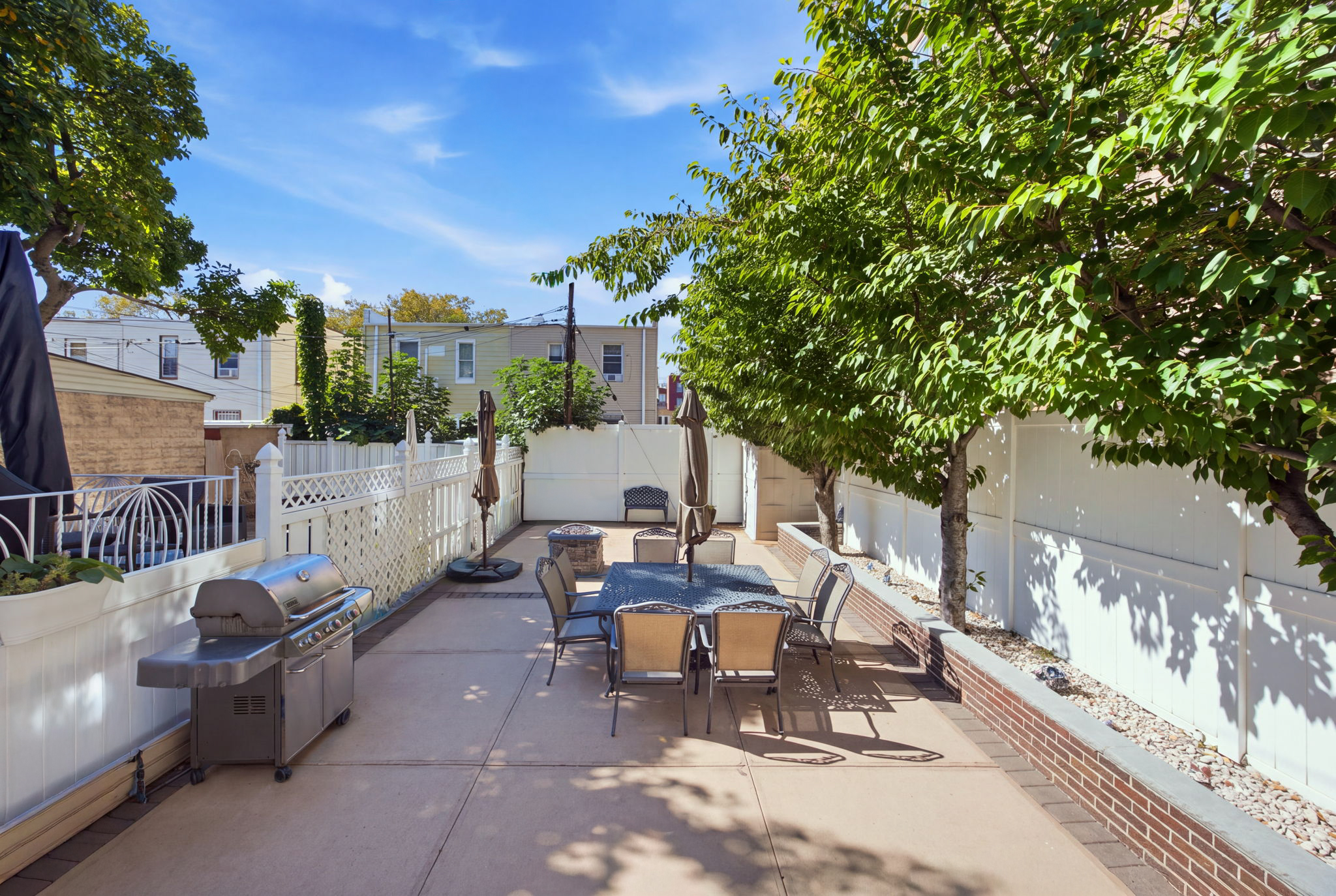  1614 W11th Street - 物件實景