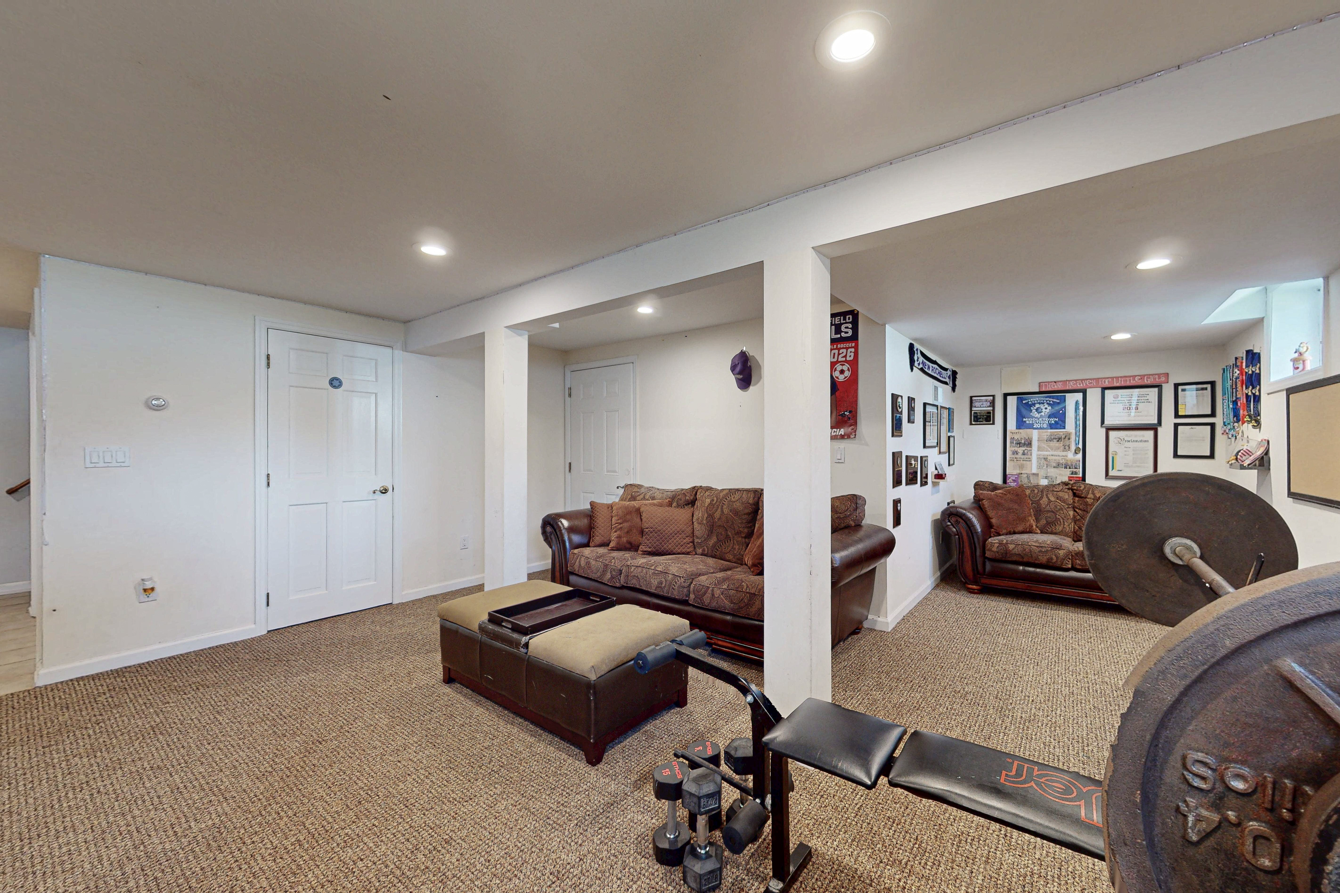  Magnificent Updated Colonial - 物件實景