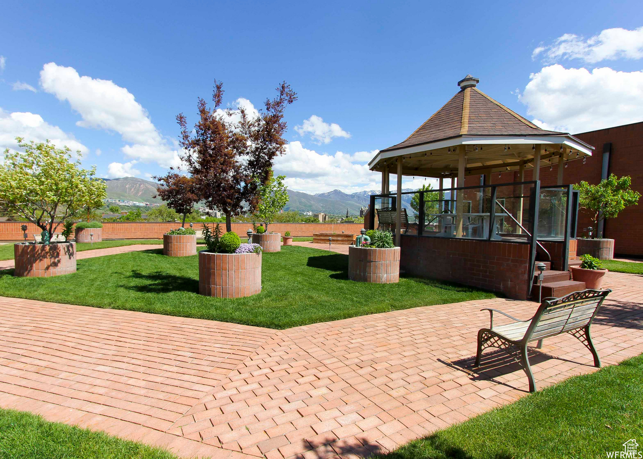 Salt Lake City, Utah, 84103, United States, 2 Bedrooms Bedrooms, ,1 BathroomBathrooms,Residential,For Sale,1988217