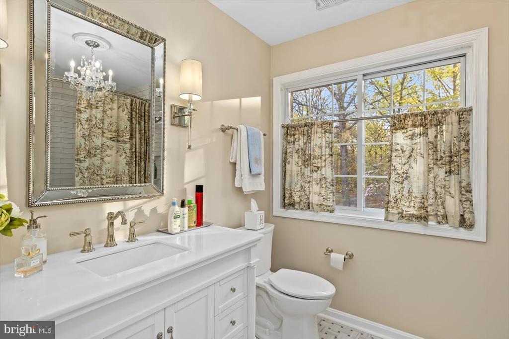 Locust Grove, Virginia, 22508, United States, 4 Bedrooms Bedrooms, ,4 BathroomsBathrooms,Residential,For Sale,1778458