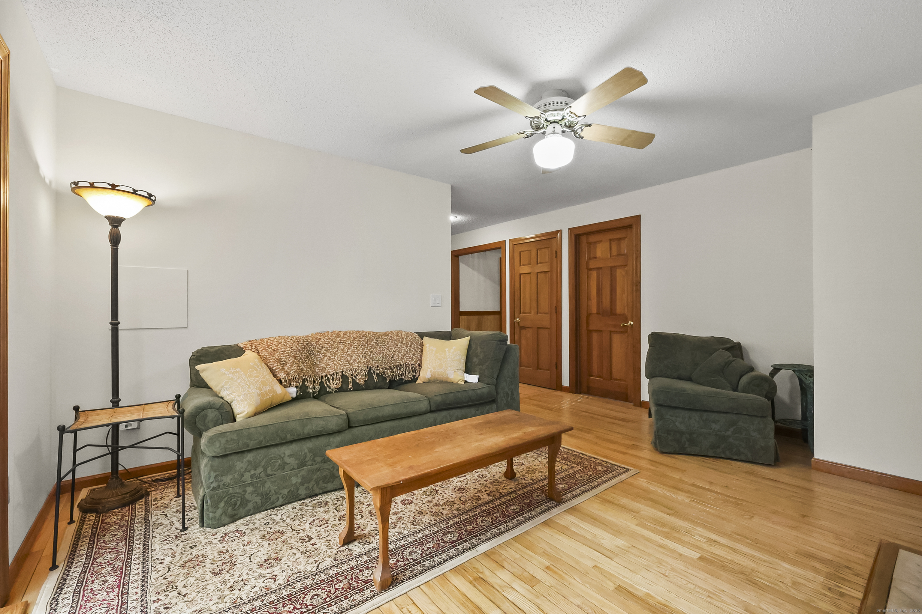 Lebanon, Connecticut, 06249, United States, 3 Bedrooms Bedrooms, ,4 BathroomsBathrooms,Residential,For Sale,1999598