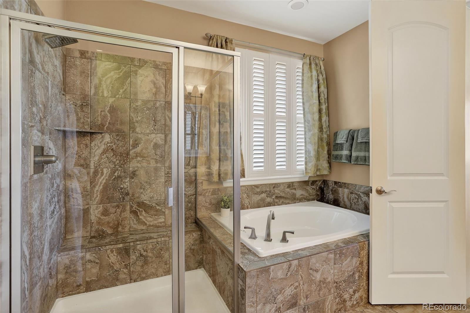 Castle Rock, Colorado, 80108, United States, 4 Bedrooms Bedrooms, ,3 BathroomsBathrooms,Residential,For Sale,1917408
