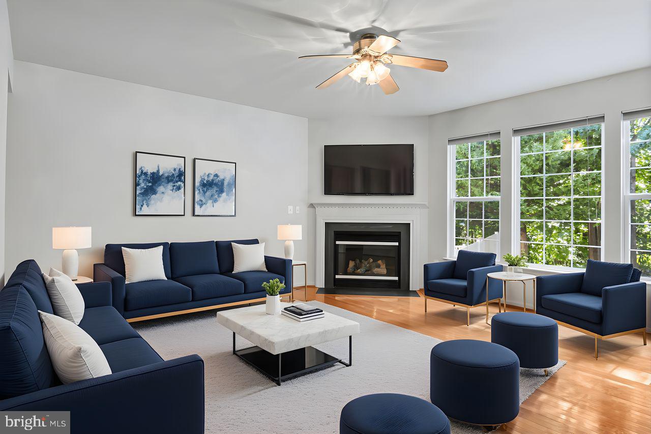 Woodbridge, Virginia, 22191, United States, 6 Bedrooms Bedrooms, ,5 BathroomsBathrooms,Residential,For Sale,1949818