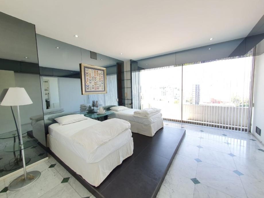 Emerson, Miguel Hidalgo, Ciudad de México, 11560, Mexico, 2 Bedrooms Bedrooms, ,3 BathroomsBathrooms,Residential,For Sale,Emerson,1612608