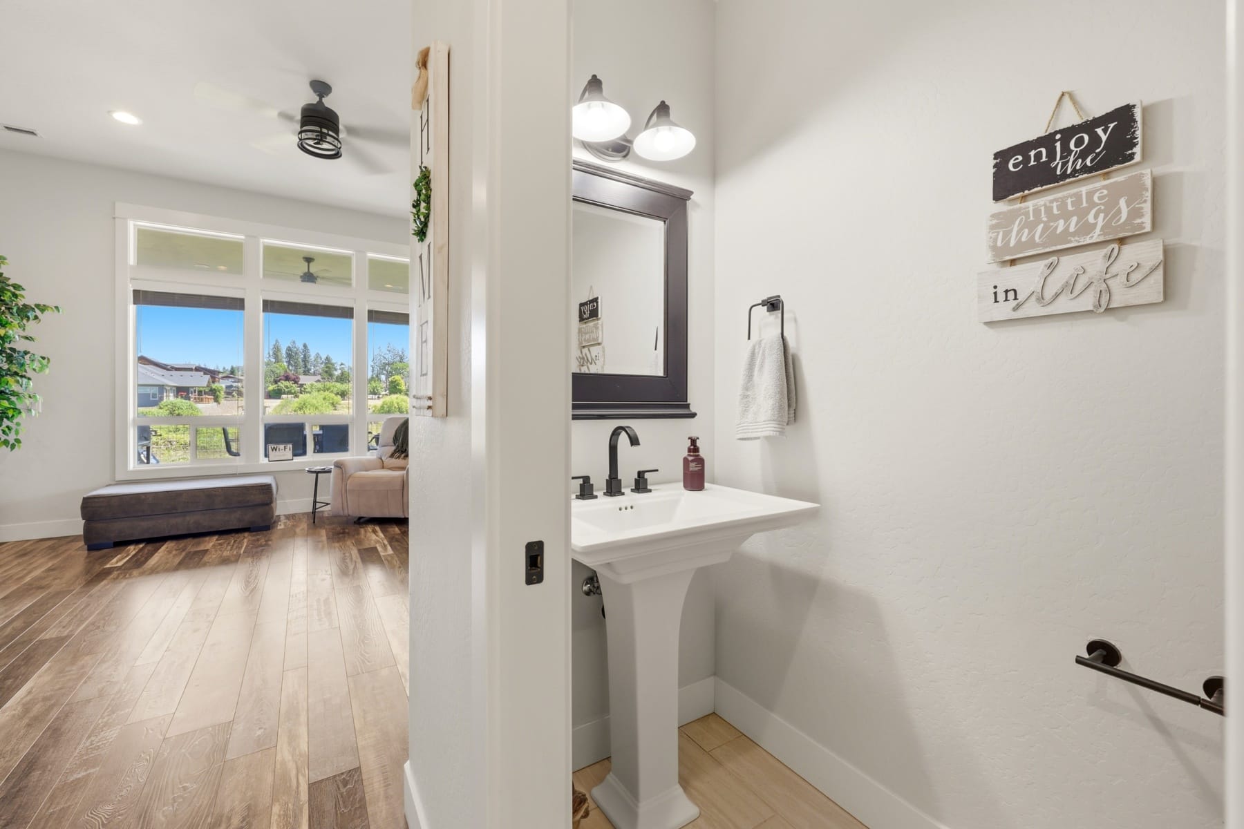  37 Terra Linda Court Eagle Point, OR 97524 - 物件實景