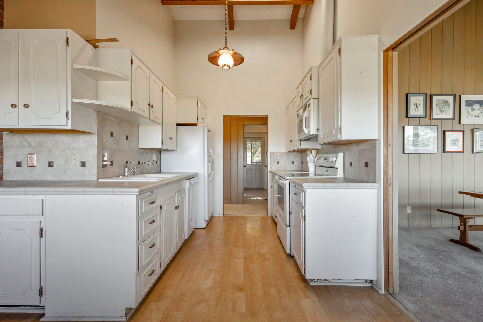 Prineville, Oregon, 97754, United States, 3 Bedrooms Bedrooms, ,2 BathroomsBathrooms,Residential,For Sale,1919423