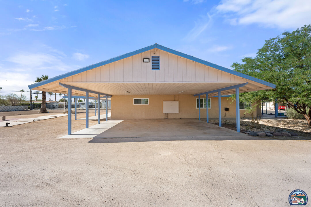 El Centro, California, 92243, United States, 3 Bedrooms Bedrooms, ,2 BathroomsBathrooms,Residential,For Sale,1939319