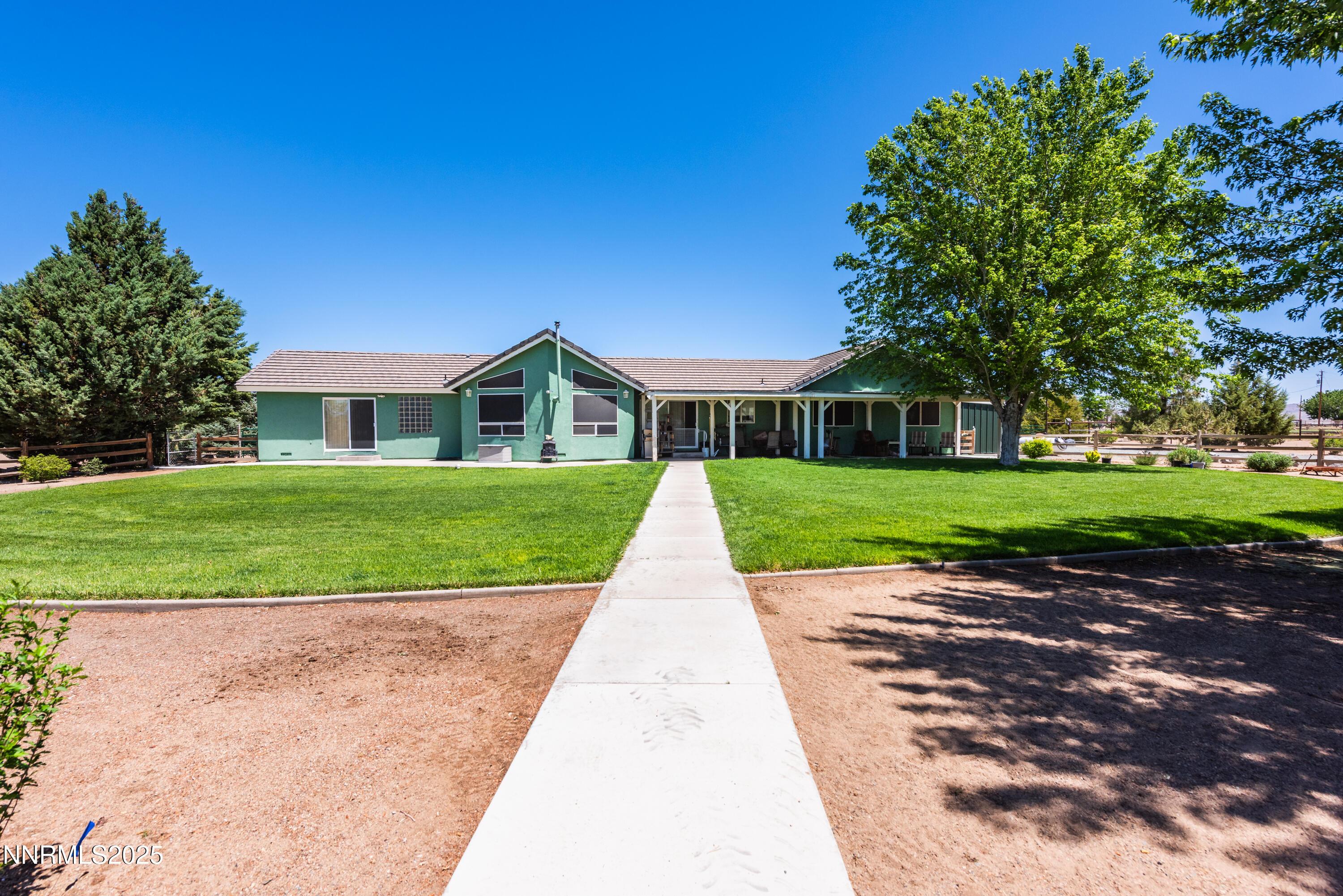 Smith Valley, Nevada, 89444, United States, 3 Bedrooms Bedrooms, ,2 BathroomsBathrooms,Residential,For Sale,1856881