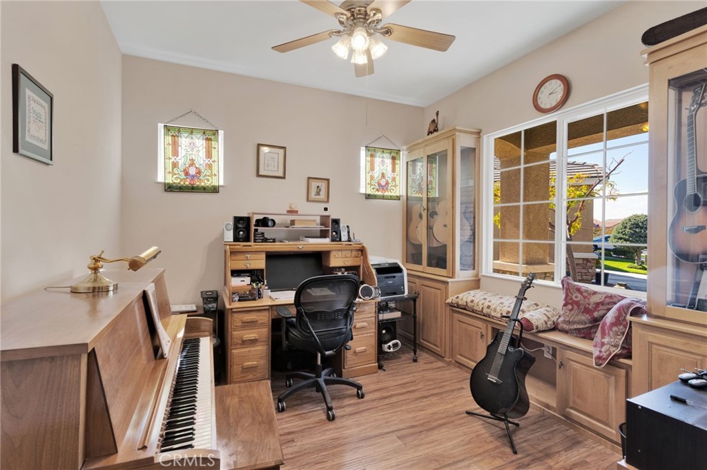 Apple Valley, California, 92308, United States, 2 Bedrooms Bedrooms, ,3 BathroomsBathrooms,Residential,For Sale,1958673