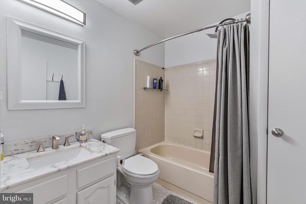 Plainsboro, New Jersey, 08536, United States, 3 Bedrooms Bedrooms, ,3 BathroomsBathrooms,Residential,For Sale,1975550