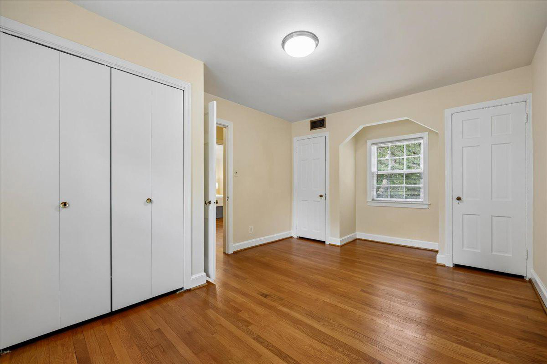  5805 Roosevelt Street, Bethesda, MD, 20817 - 物件實景