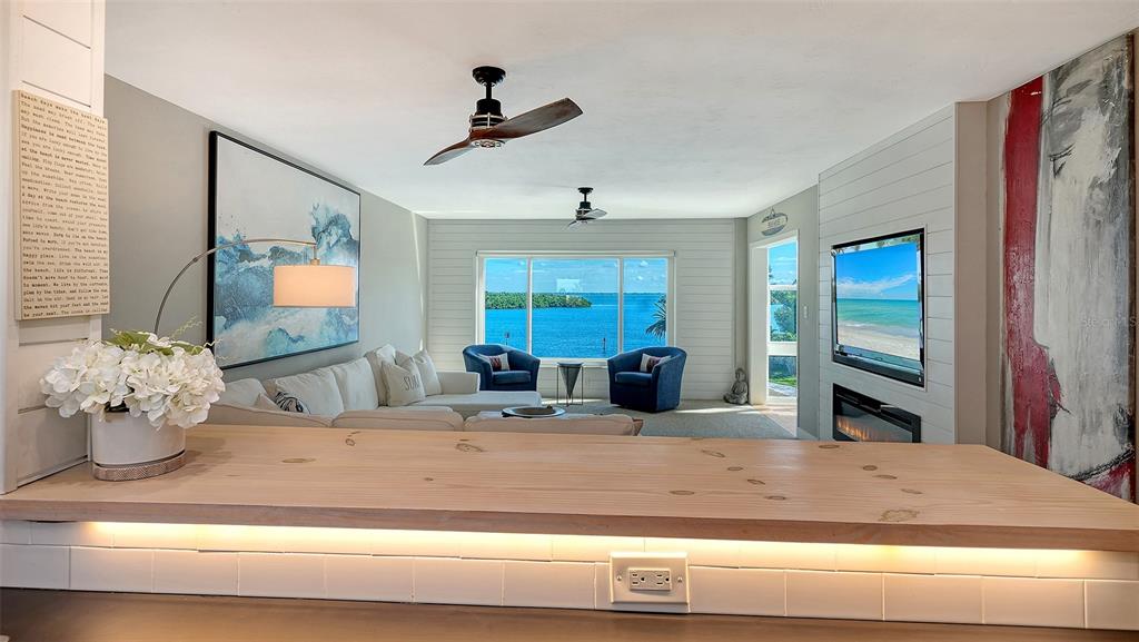 Longboat Key, Florida, 34228, United States, 2 Bedrooms Bedrooms, ,2 BathroomsBathrooms,Residential,For Sale,1987475