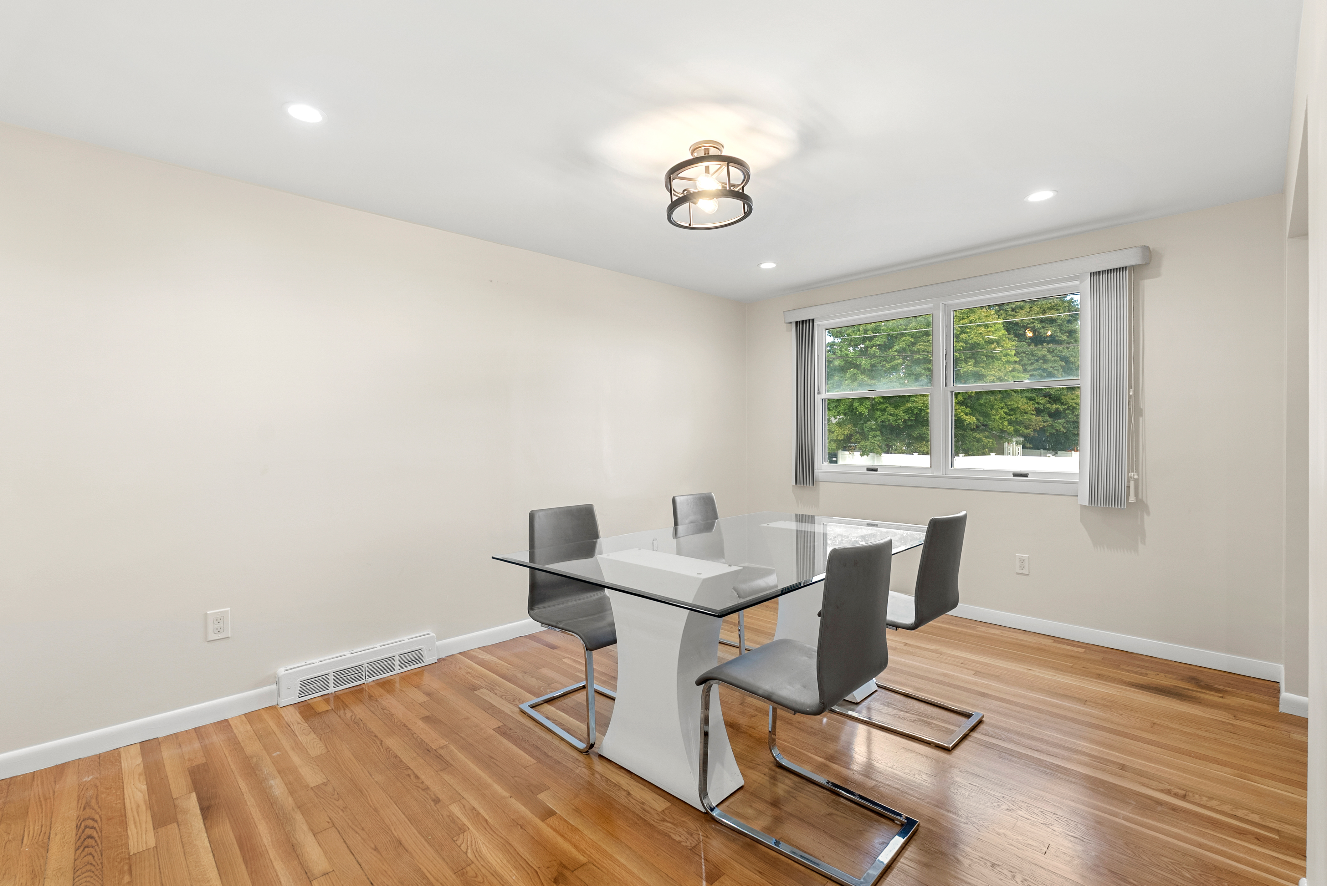  50 Main Street, Medway, MA, 02053 - 物件實景