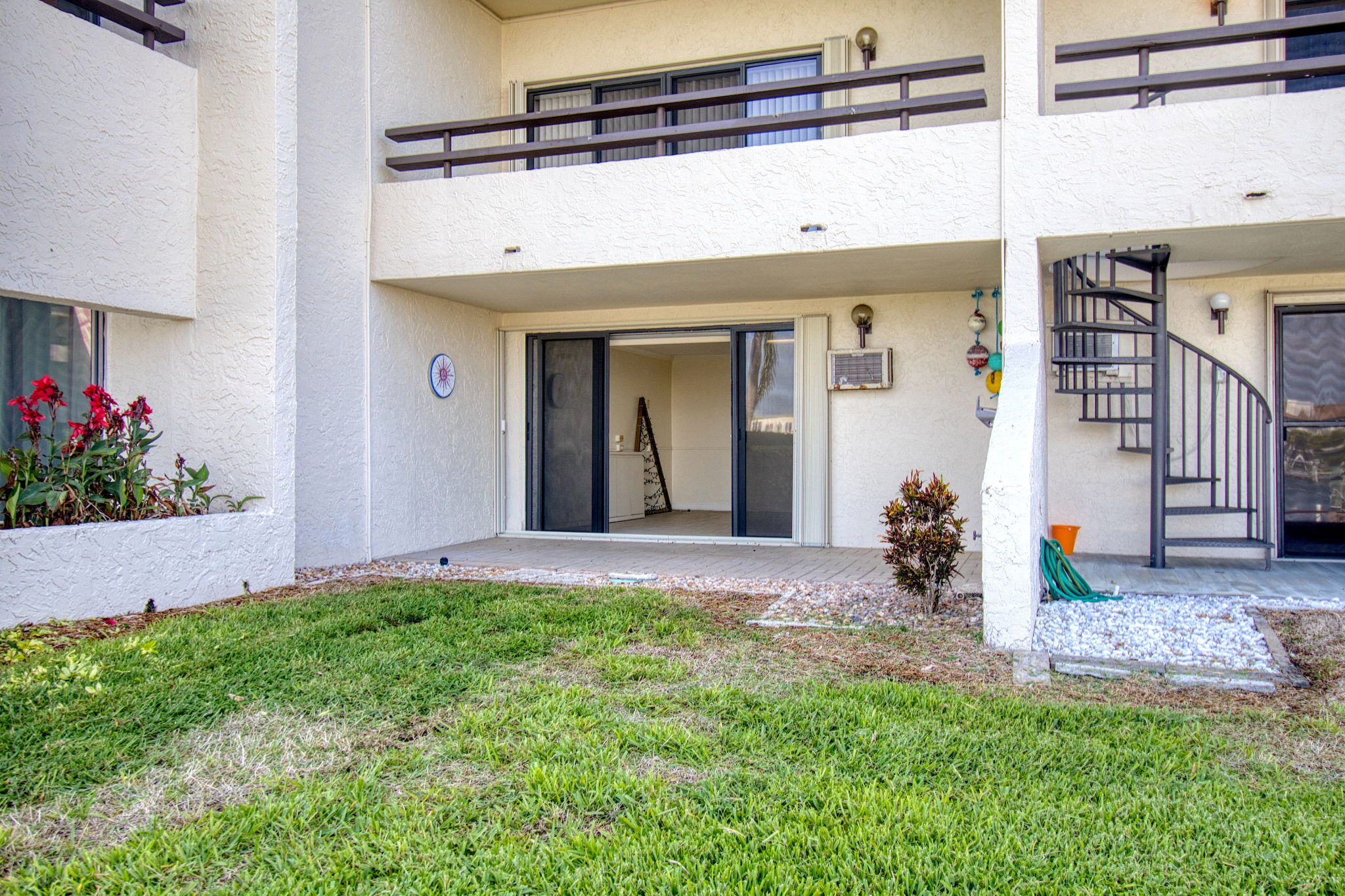 Tierra Verde, Florida, 33715, United States, 2 Bedrooms Bedrooms, ,3 BathroomsBathrooms,Residential,For Sale,1984035