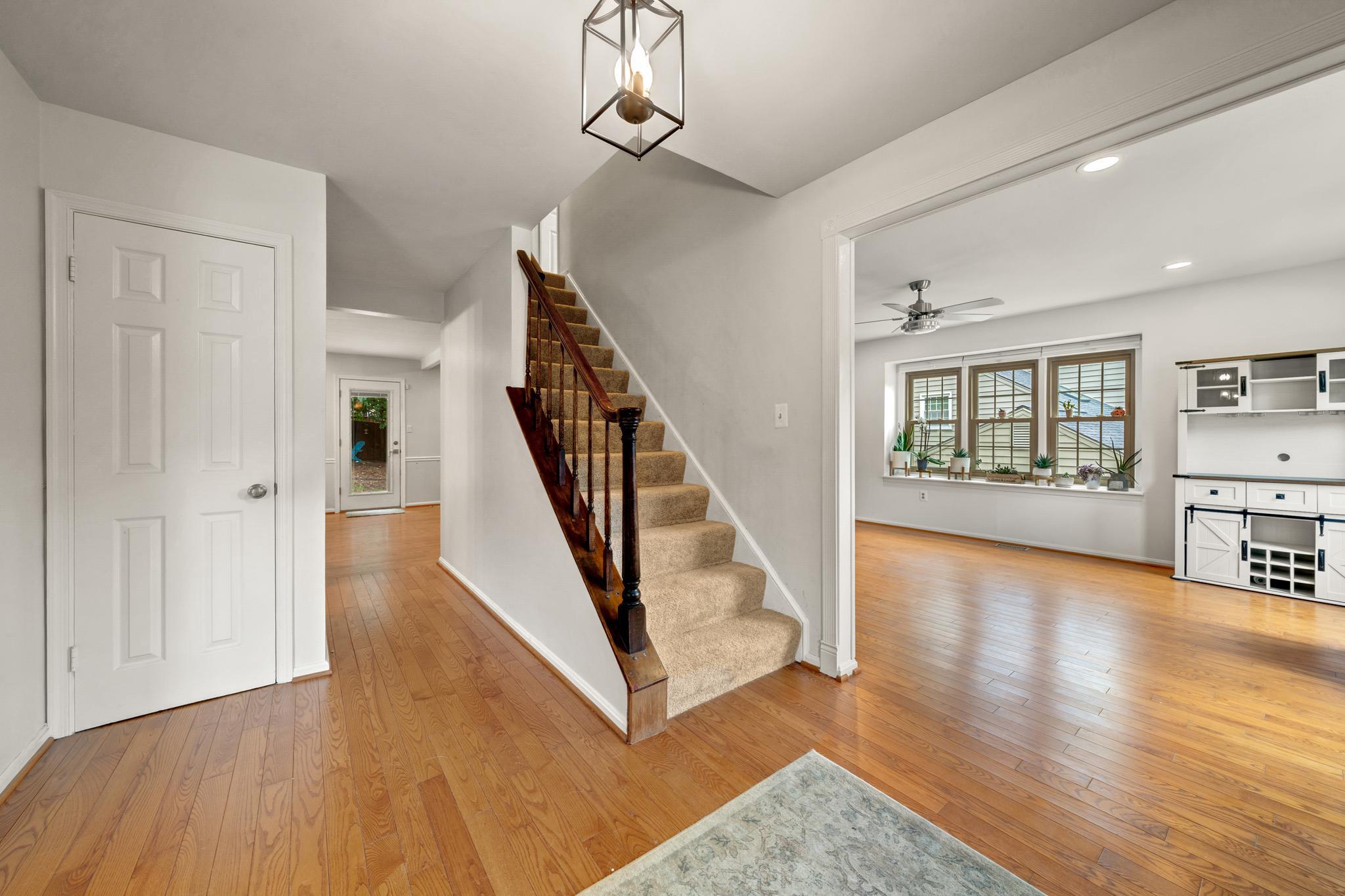  7409 Shady Palm Drive, Springfield, VA, 22153 - 物件實景