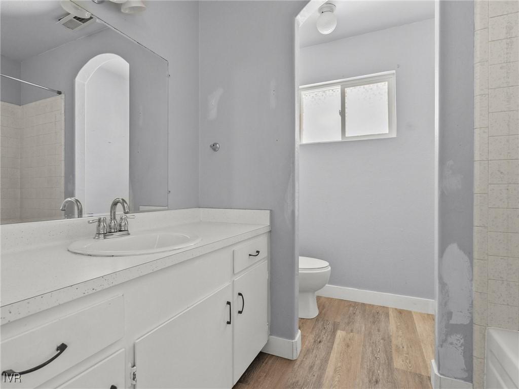 City Of South Lake Tahoe, California, 96150, United States, 3 Bedrooms Bedrooms, ,2 BathroomsBathrooms,Residential,For Sale,1736156