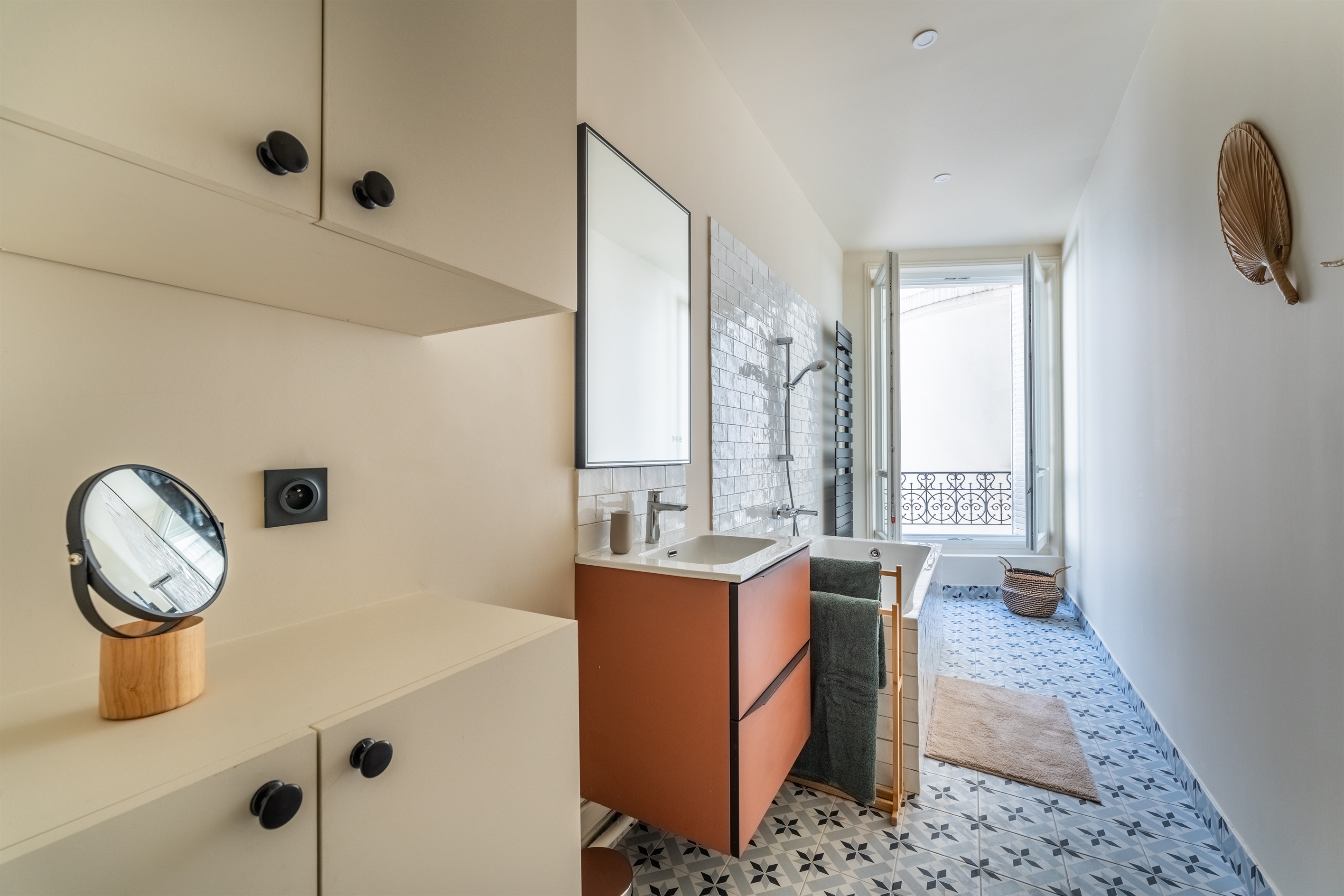  148 sq.m. renovated family flat - Paris 3rd - Square du Temple - 物件實景